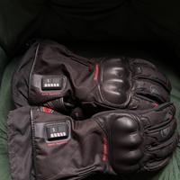 Guanti riscaldati con batteria