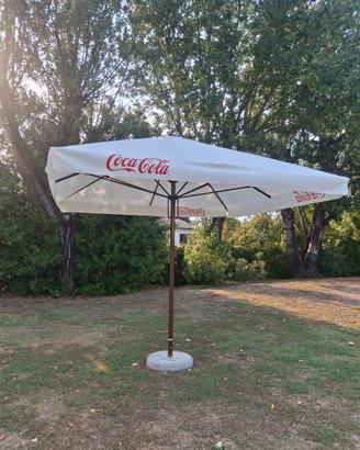 Ombrelloni coca cola