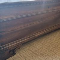 Cassapanca antica in noce