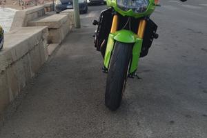 Kawasaki z750 anno 2004 da vetrina