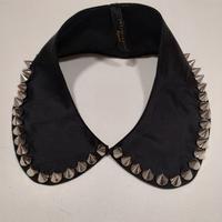 colletto raso nero con borchie 