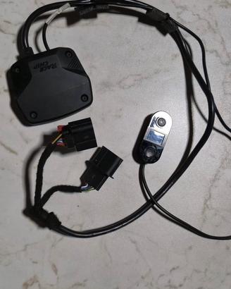 Modulo accelleratore auto