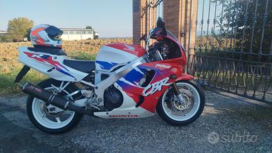 Honda CBR 900 rr