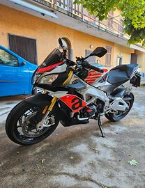 Aprilia Tuono V4 