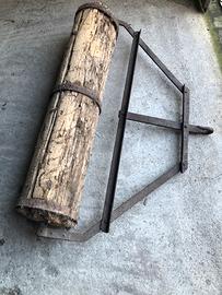 Rullo per compattare il terreno in legno trainato
