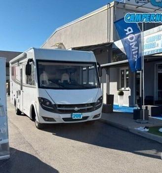 BURSTNER LYSEO garage