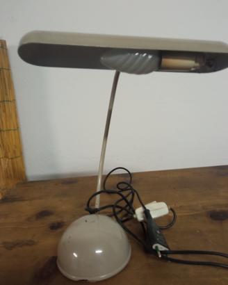 lampada da tavolo anni 50