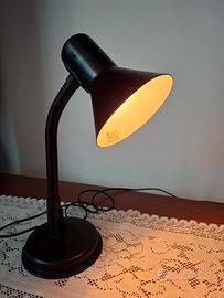 Lampada da tavolo Veneta lumi 