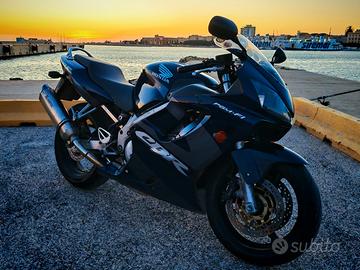 Honda cbr 600 F