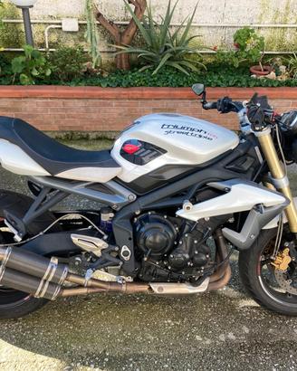 Triumph street triple 675