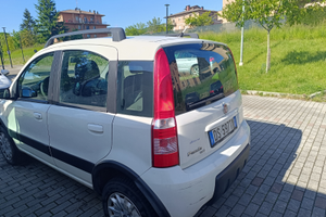 Fiat panda4×4 pronto per l'uso