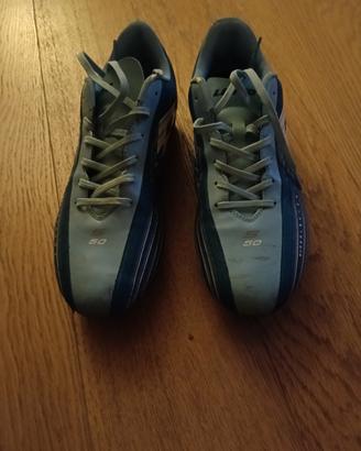 scarpa calcio n.40,5