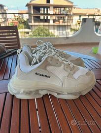 Scarpe Balenciaga triple S