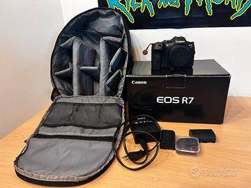 Canon R7 + accessori