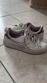 Diadora