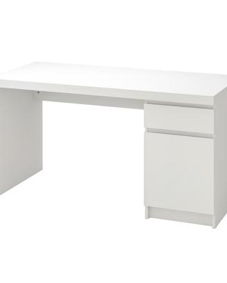Scrivania MALM IKEA 140x65 cm