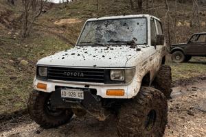 Toyota land cruiser lj 70 3.0