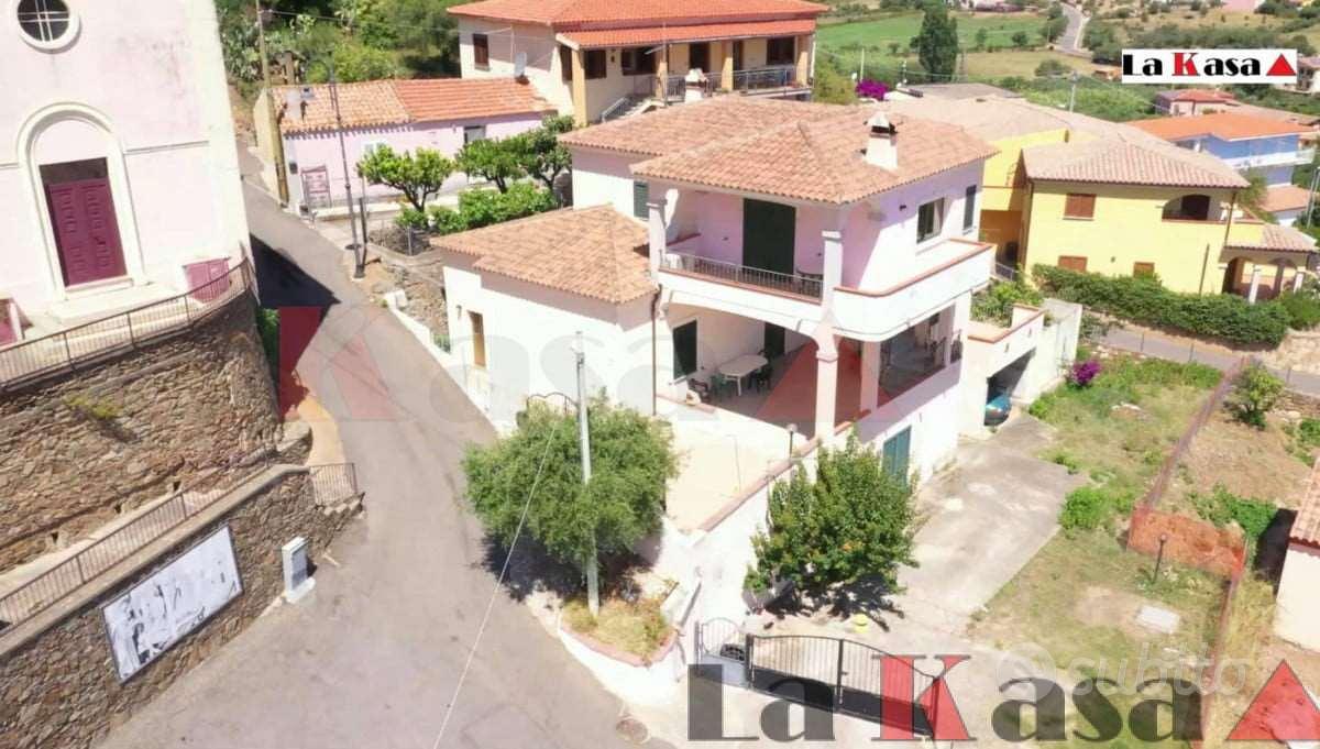 Casa singola con vista mare composta da 2 trilocal - Vista 6