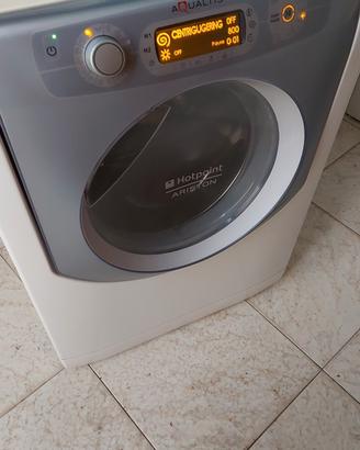 lava asciuga  Hotpoint Ariston usata pochissimo  