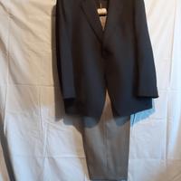 completo uomo spezzato 