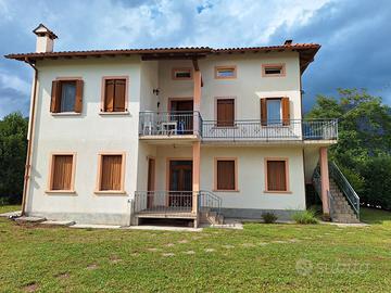 Rif. 3102 Appartamento tricamere Mont. Val