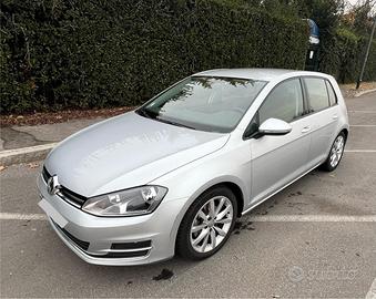 Volkswagen Golf TSI 140cv Automatica