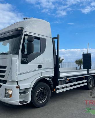 IVECO STRALIS 260S48 EURO 6 PIANALE CON RAMPE IDRA