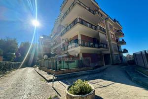 2 LOCALI A ROMA