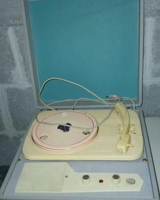 2 giradischi Fonovaglia anni '60 + 2 pacchi dischi