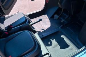 Quadriciclo elettrico Citroen ami