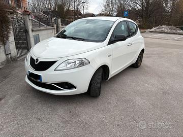 Lancia Ypsilon 1.3 Diesel
