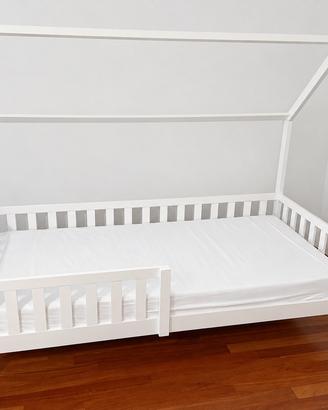 LETTO MONTESSORI A CAPANNA + MATERASSO – 180€