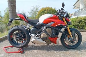 DUCATI STREETFIGHTER V4 S