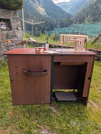 macchina da cucire Singer 267 anno 1971, 
