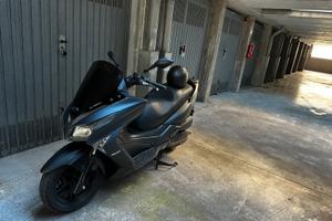 kymco 300