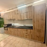 cucina completa è stata usata una volta sola