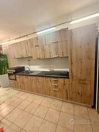 cucina completa è stata usata una volta sola