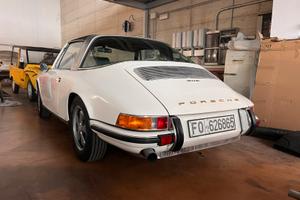 Porsche 2.2 E Targa