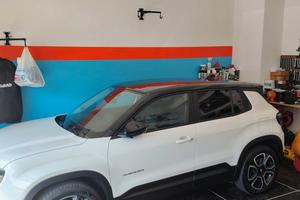 jeep avenger summit
