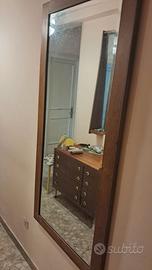 SPECCHIO CON CORNICE IN LEGNO