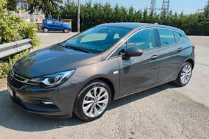 Autovettura Opel Astra