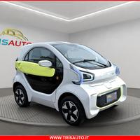 Xev Yoyo B1 O NEOPATENTATI (TETTO PANORAMICO)