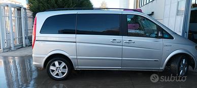 Mercedes-benz viano - 2009