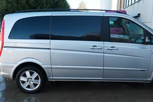 Mercedes-benz viano - 2009