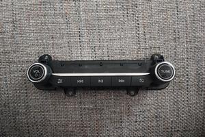 Pulsanti / tasti display centrale Ford Puma, Focus