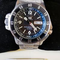 SEIKO 5 Sport "Atlas Bussolone" SKZ209K1 - 7S36