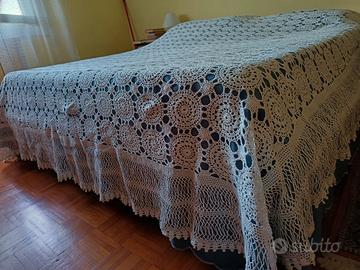 copriletto vintage uncinetto fatto a mano 