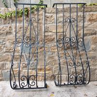 2 grate zincate per finestre/lucernai mai usate