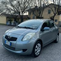 TOYOTA YARIS 5p. 1.0 NEOPATENTATI (soli 140.000km)
