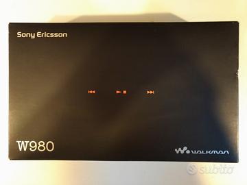 Scatola Sony Walkman W980i